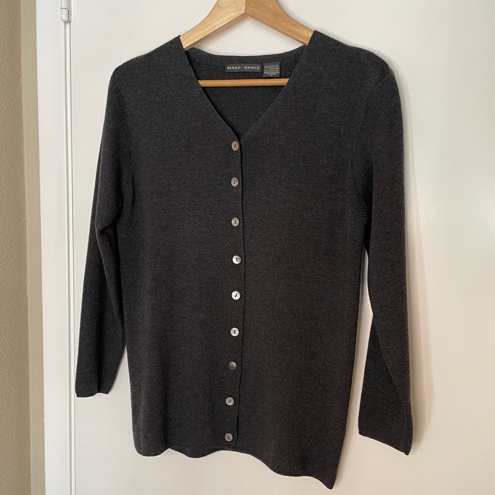 Cardigan Sweater Gray Mark Shale 100% Extra Fine Merino Wool